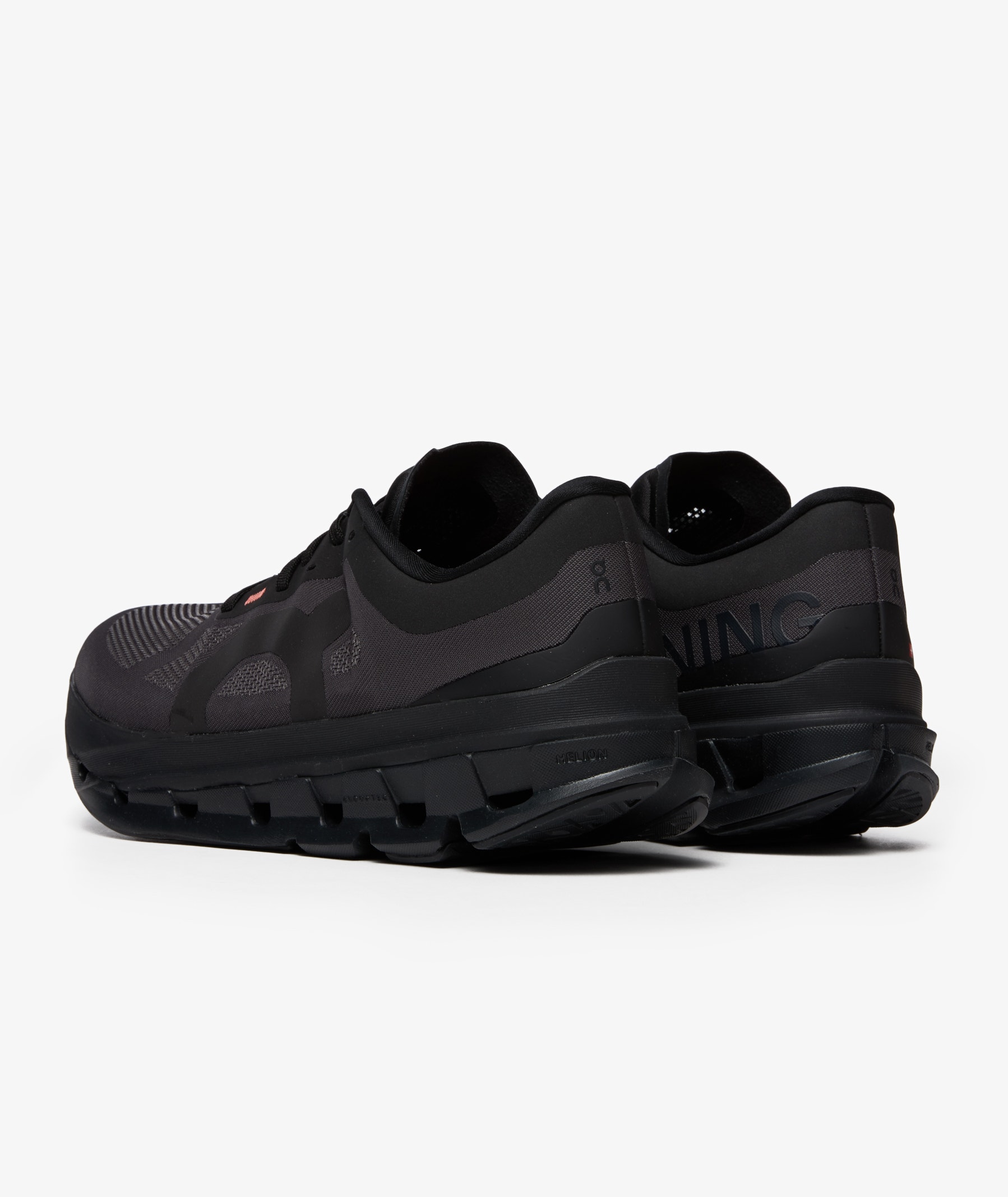 On Cloud X 4 | Black Eclipse | SVD